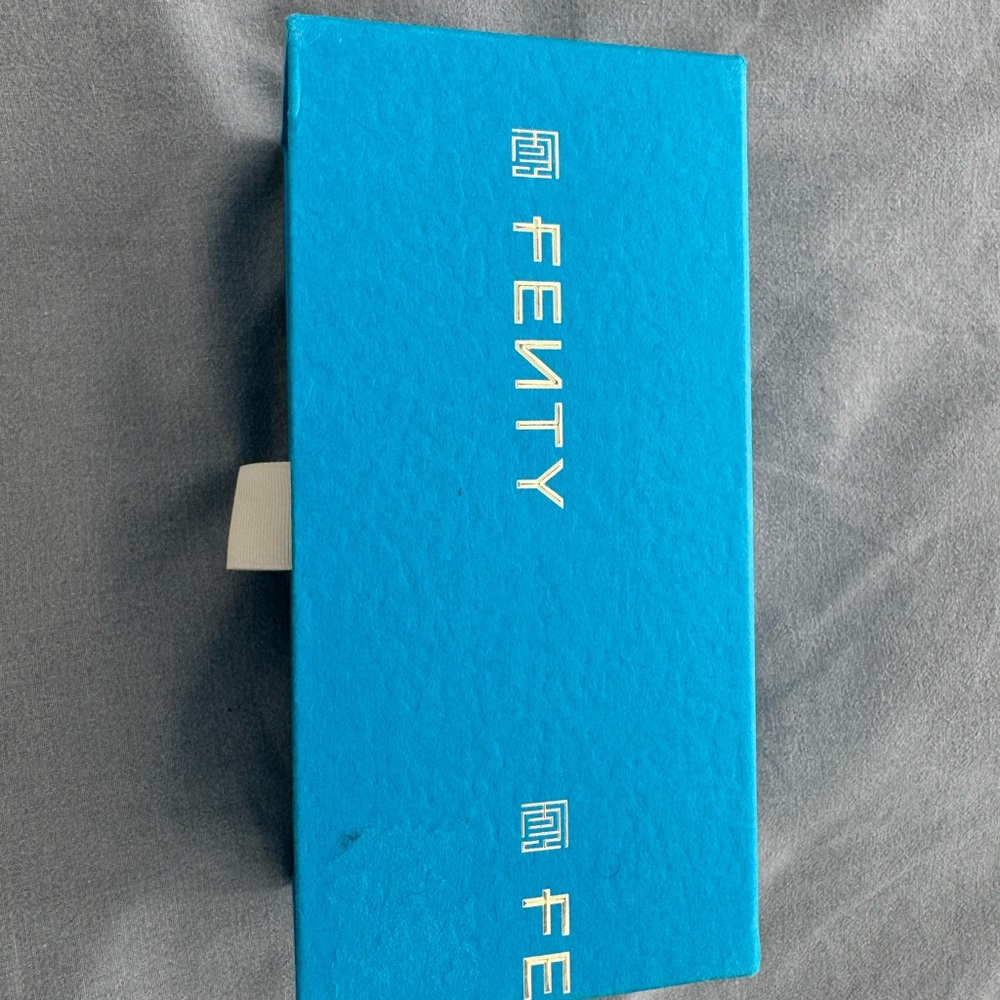 Fenti Round Sunglasses
Brand New 
100% Authentic